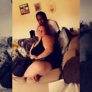 Meet your Posher, Desiree joseph